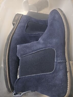 Men's Suede Chelsea Boots in Navy - Sleek Slip-On Style